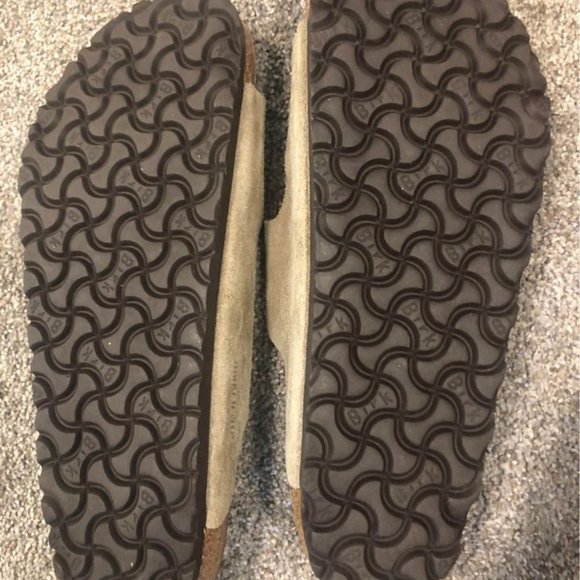 Sandals_&_Flip_Flops